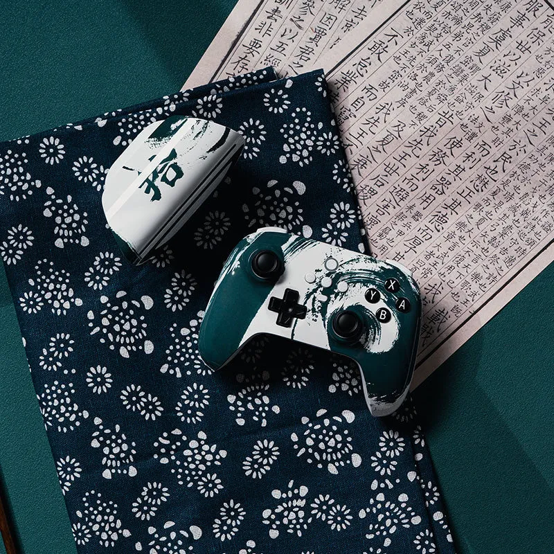 8bitdo Ultimate Bluetooth Controller 10th Anniversary Limited Edition w/ Protective Case