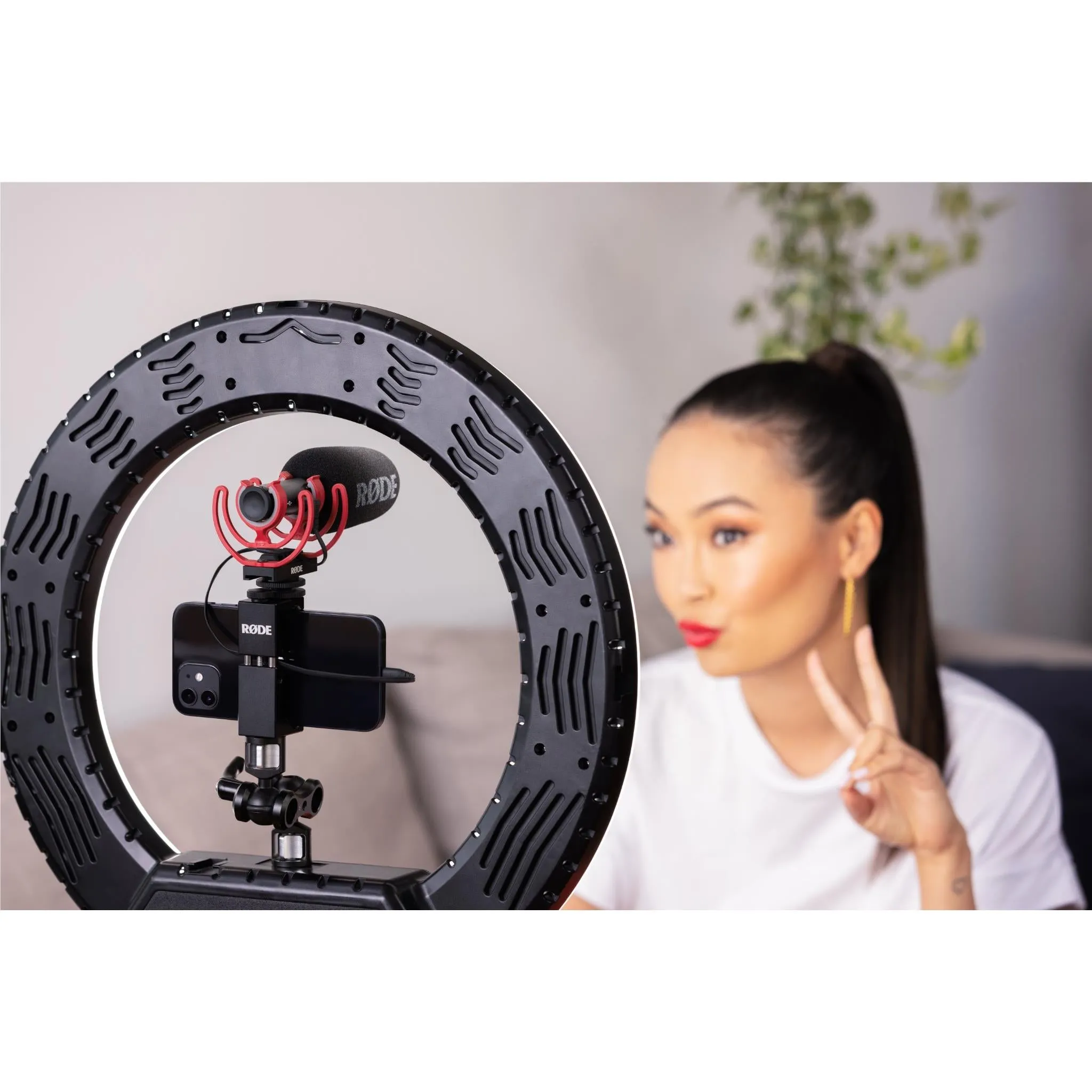 Rode VMGOII VideoMic Go II Lightweight Directional Microphone