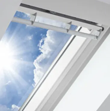 VELUX GGL FK08 206921U Solar UV Heat Protection Glazing White Painted INTEGRA® Electric Window (66 x 140 cm)