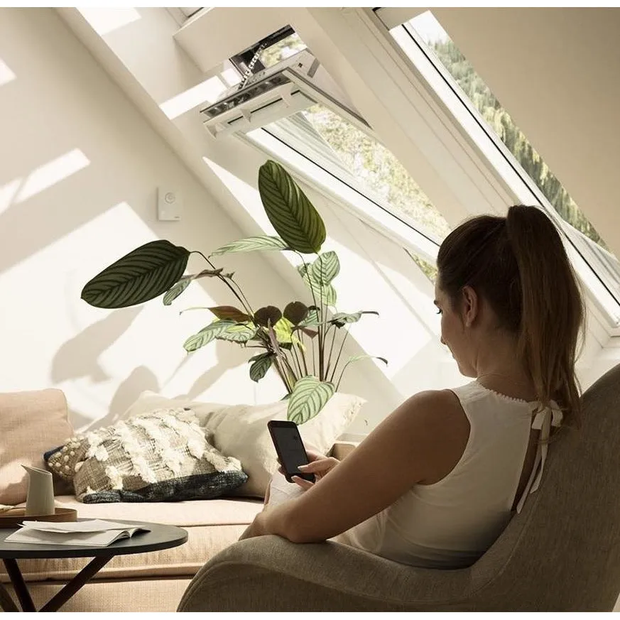 VELUX GGU CK06 006221U Triple Glazed Enhanced Noise Reduction White Polyurethane INTEGRA® Electric Window (55 x 118 cm)